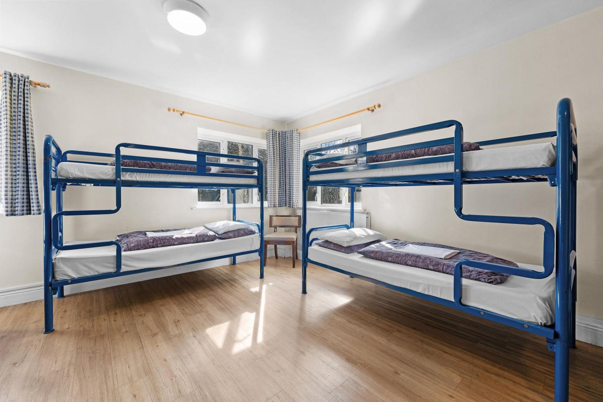 Bed 10-Bed Mixed Dormitory Room